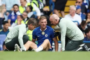 华体会-切尔西球员伤情加重，曼联中场或成转会热点的简单介绍