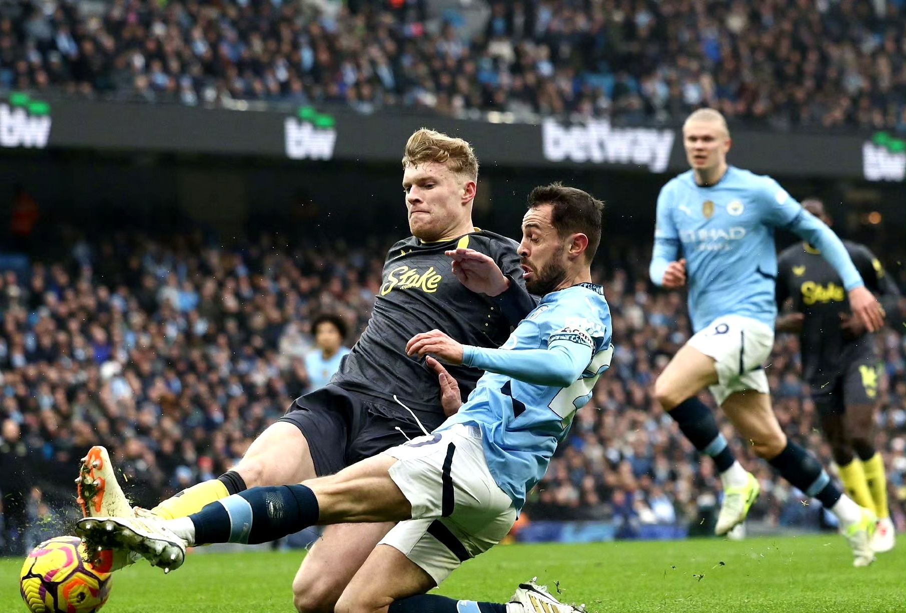 华体会登陆-关于布里斯托尔城再遭失利，埃弗顿主场完胜的信息  第1张