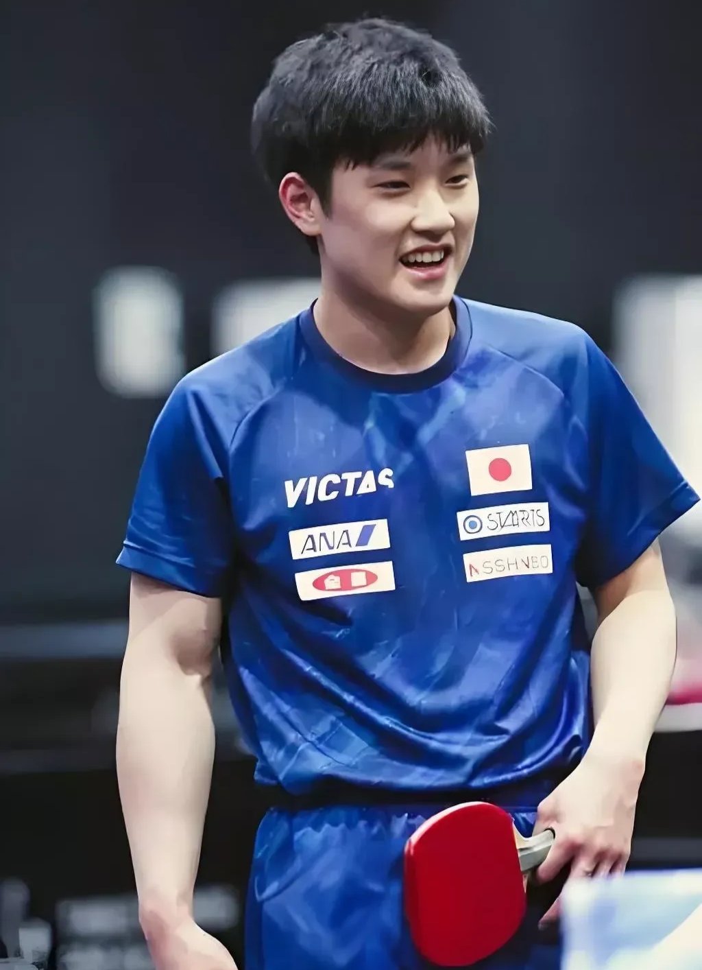 华体会官网-波兰乒乓球队完胜法国乒乓球队，张本智和关键制胜的简单介绍  第2张